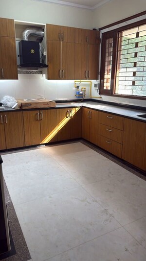 Kitchen in 3 BHK Builder Floor at Palam Vihar Residents Association, Palam Vihar – for Rent