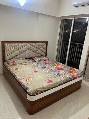 Bedroom in 2 BHK Apartment at Lodha Amara, Kolshet Road – for Rent