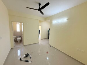 Room in 3 BHK Apartment at Pyramid Infinity, Sector 70 – for Rent