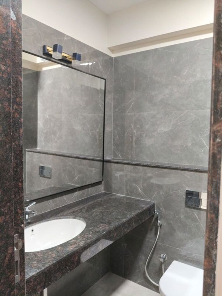 Bathroom, sheth-72-west 2 Bedroom 793 Sq.Ft. Apartment In Andheri West Mumbai 10762907