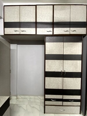 Furnished Amenities in 1.5 BHK Apartment at Mahaprabhu CHS, Malad West – for Rent