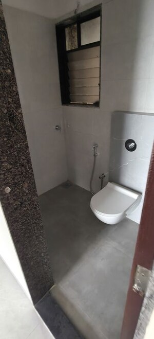 Bathroom in 1.5 BHK Apartment at Atul Horizon, Bhandup West – for Rent