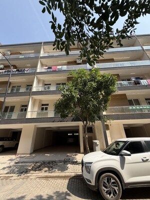 3 BHK Builder Floor For Sale in BPTP District Phase 2, Sector 84