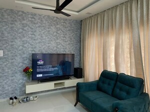 2 BHK Apartment For Rent in Godrej Rejuve, Mundhwa