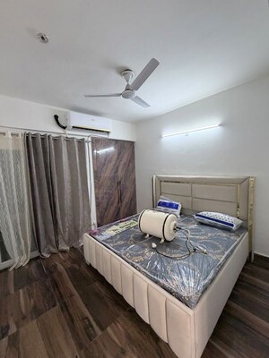 Bedroom in 2 BHK Apartment at Migsun Ultimo, Omicron Iii Greater Noida – for Rent