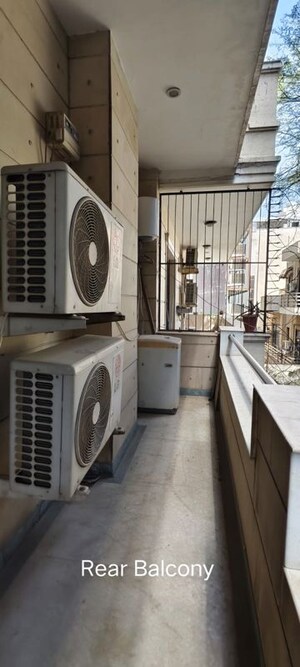 Balcony in 3 BHK Builder Floor at Sector 27 – for Rent