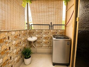  3 BHK Apartment at Bandra West – for Rent