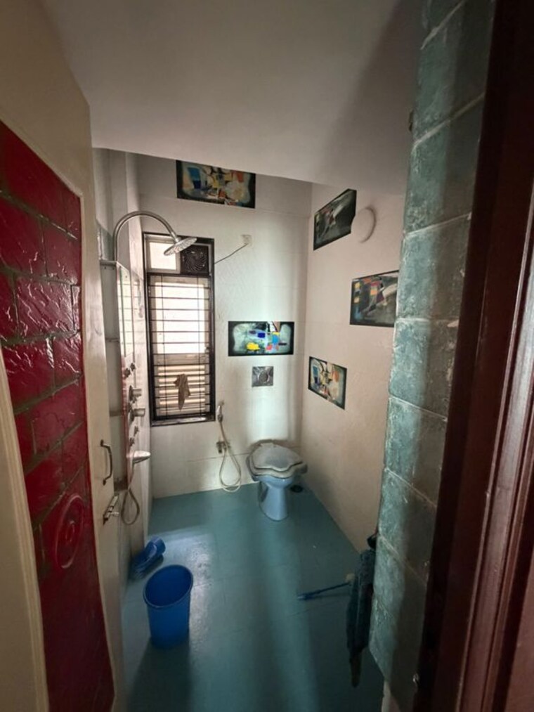 Bathroom, nirmal-city-of-joy-chs-ltd 2 Bedroom 999 Sq.Ft. Apartment In Mulund West Mumbai 10763027