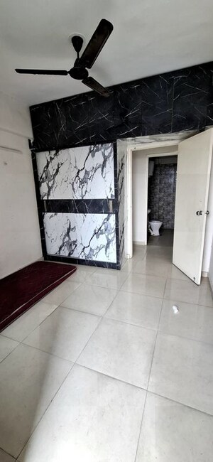 Room in 2 BHK Apartment at Signature Global The Millennia, Sector 37d – for Rent