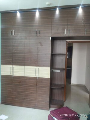 Room in 2 BHK Apartment at Mahagun Mywoods, Sector 16c Greater Noida – for Rent