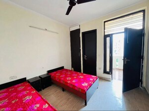 Bedroom in 3 BHK Builder Floor at Green Fields Colony – for Rent