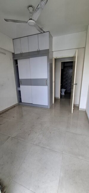 2 BHK Apartment For Rent in Signature Global The Millennia, Sector 37d