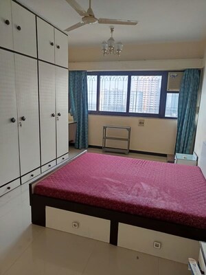 1 BHK Apartment For Rent in Manju Mahal Apartment, Pali Hill