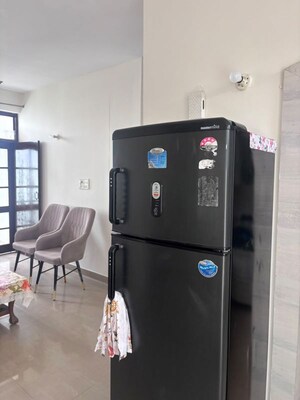 2 BHK Apartment For Rent in Sushma Valencia, International Airport Road
