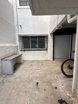  Shop For Sale in Somwar Peth