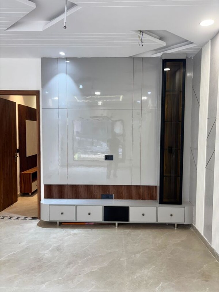 Room, sector 125 4 Bedroom 150 Sq.Yd. Independent House In Sector 125 Mohali 10763111