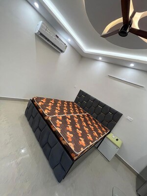Bedroom in 1 RK Builder Floor at Kohli One Malibu Town Plot, Sector 47 – for Rent