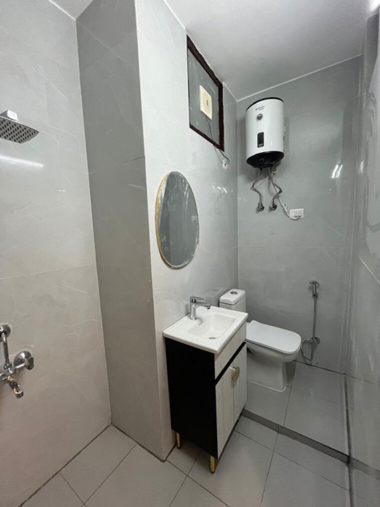 Bathroom, kohli-one-malibu-town-plot 1 RK 450 Sq.Ft. Builder Floor In Sector 47 Gurgaon 10763126