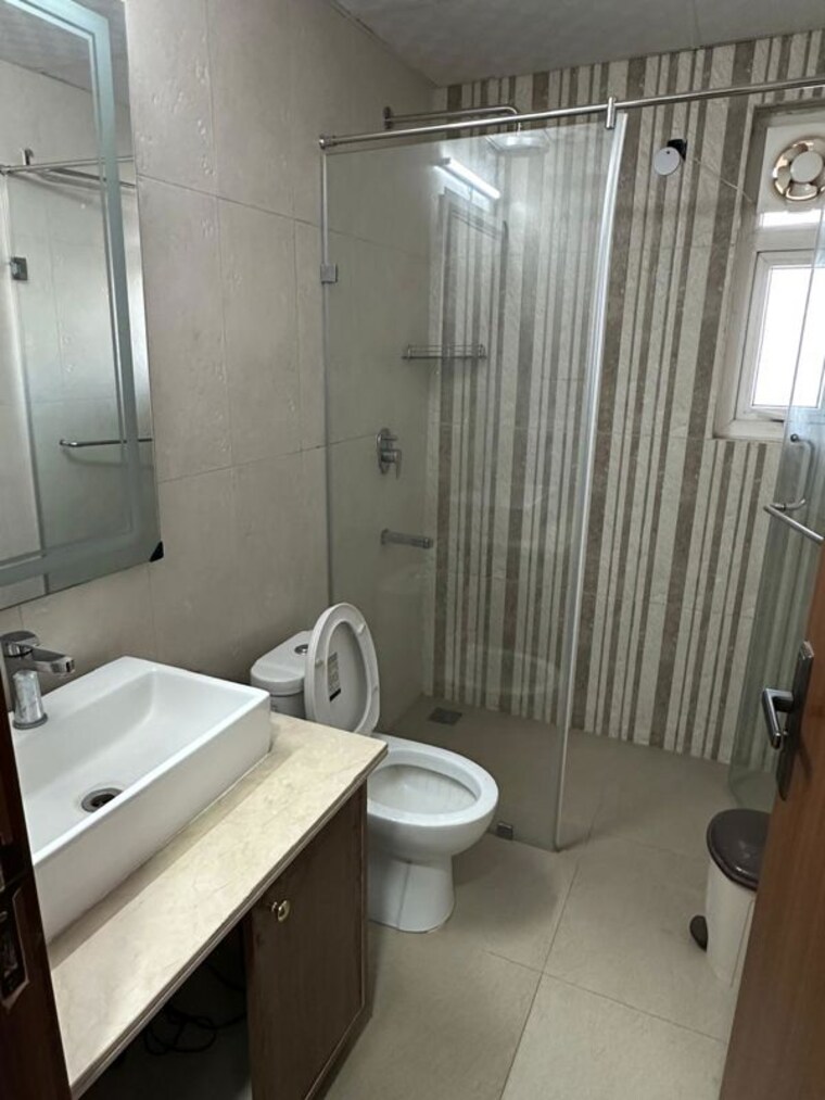 Attached Bathroom, central-park-flower-valley-aqua-front-towers 4 Bedroom 2600 Sq.Ft. Apartment In Sohna Sector 33 Gurgaon 10763167