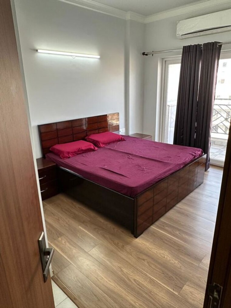 Bedroom, central-park-flower-valley-aqua-front-towers 4 Bedroom 2600 Sq.Ft. Apartment In Sohna Sector 33 Gurgaon 10763167