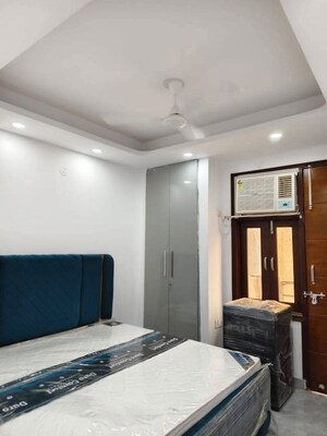 Room in 1 BHK Apartment at Freedom Fighters Enclave – for Rent