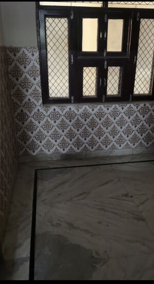 Bedroom in 2.5 BHK Independent House at Dwarka Mor – for Rent