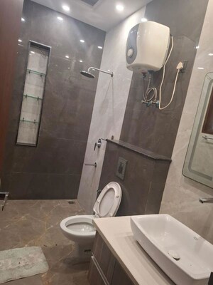 Team Area in 4 BHK Independent House at Sector 43 – for Rent