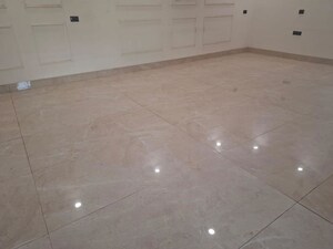 Room in 4 BHK Independent House at Sector 43 – for Rent