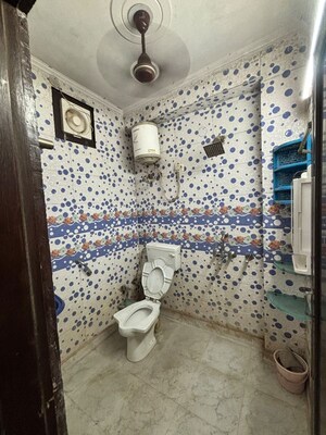 Bathroom in 2 BHK Builder Floor at Uttam Nagar – for Rent
