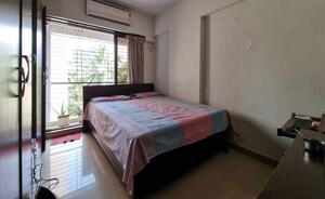 3 BHK Apartment For Sale in Mohan Mansion CHS, Chunabhatti