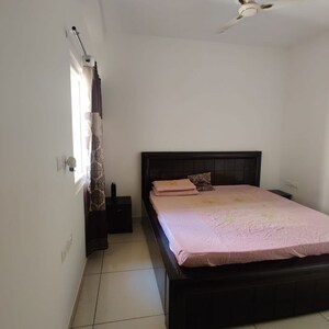Bedroom in 3 BHK Apartment at Prestige Finsbury Park Regent, Bagaluru – for Rent