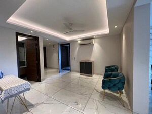 Building Lobby in 5 BHK Builder Floor at Sector 14 – for Sale
