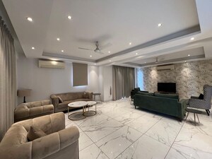 Kitchen in 5 BHK Builder Floor at Sector 14 – for Sale