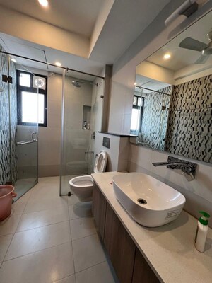 Team Area in 5 BHK Builder Floor at Sector 14 – for Sale