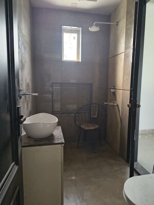 Kitchen in 3 BHK Builder Floor at BPTP District Phase 2, Sector 84 – for Sale