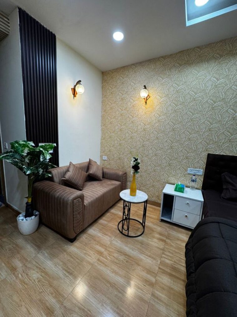 Living Room, gaur-city-mall Studio 550 Sq.Ft. Apartment In Sector 4 Greater Noida Greater Noida 10763285
