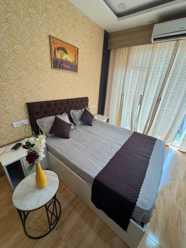 Team Area, gaur-city-mall Studio 550 Sq.Ft. Apartment In Sector 4 Greater Noida Greater Noida 10763285