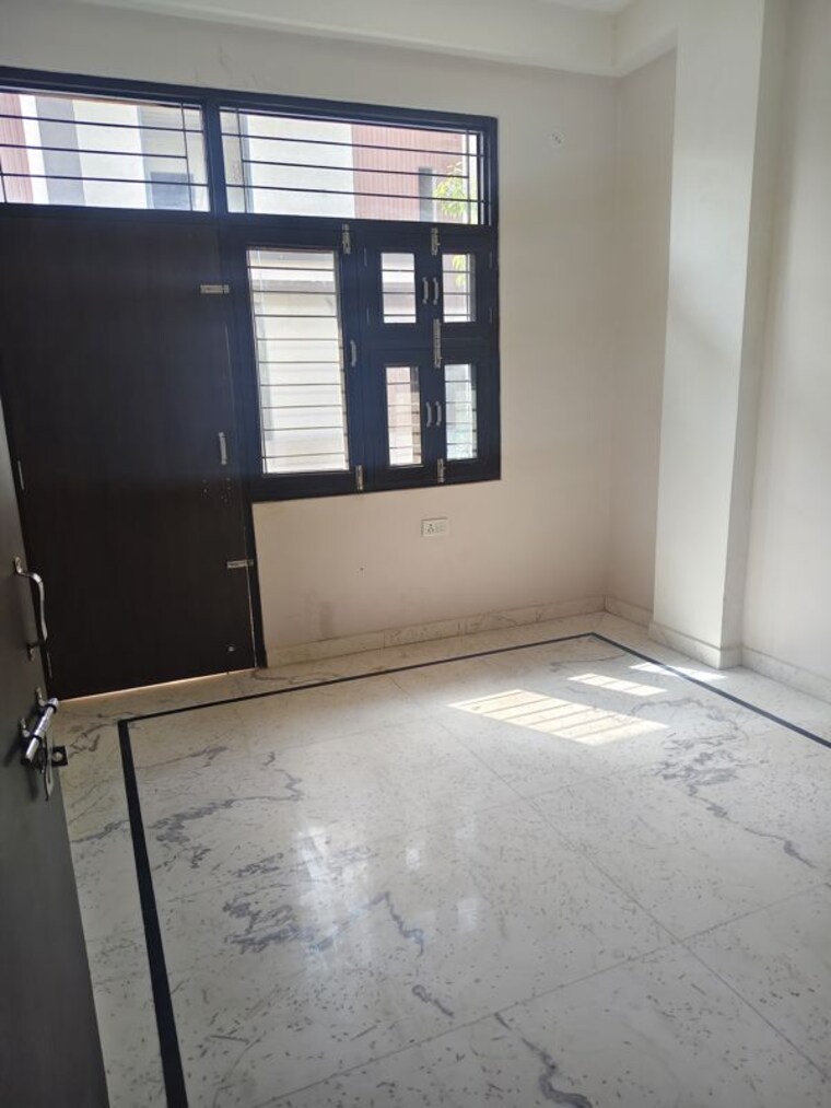 Room, officers enclave 3 Bedroom 133 Sq.Yd. Independent House In Officers Enclave Jaipur 10763274