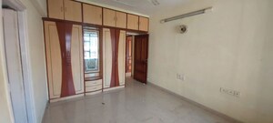 Room in 2 BHK Apartment at Serenity Heights, Malad West – for Rent