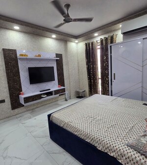 Bedroom in 2 BHK Apartment at Umang Summer Palms, Sector 86 – for Sale