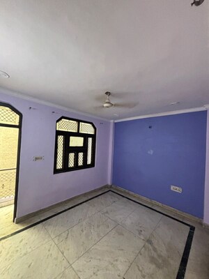 Room in 1 BHK Builder Floor at Uttam Nagar – for Rent