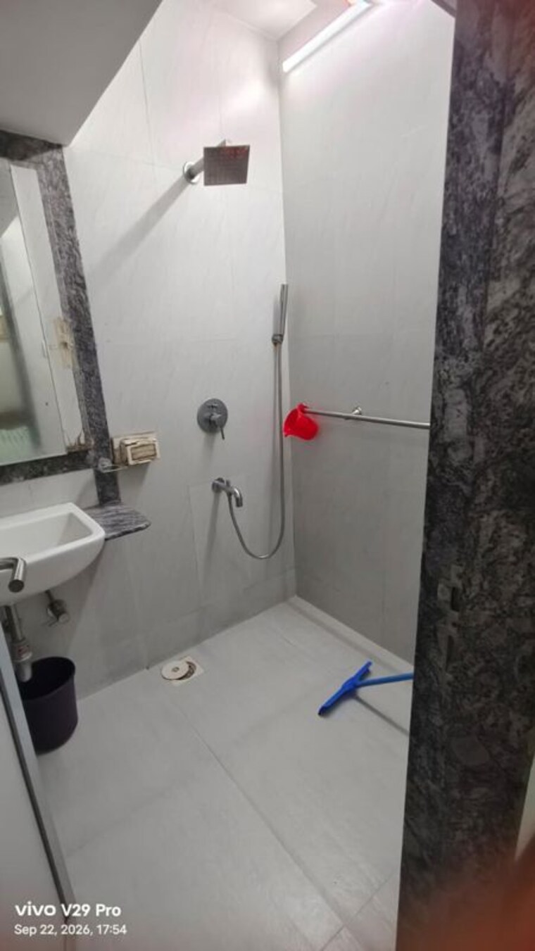 Bathroom, raheja-sunglow 2 Bedroom 650 Sq.Ft. Apartment In Powai Mumbai 10763363