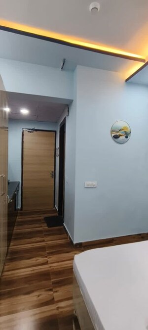 Room in Studio Apartment at Gaur City Mall, Sector 4 Greater Noida – for Sale