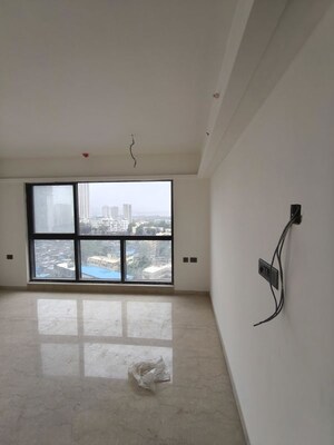 Room in 2 BHK Apartment at Parel – for Sale