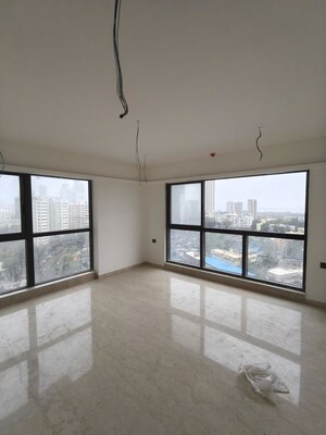 Room in 2 BHK Apartment at Parel – for Sale