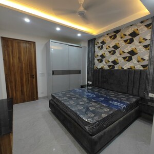 Bedroom in 3 BHK Apartment at Vipul World Floors, Sector 48 – for Rent