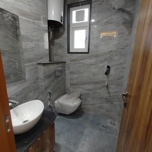 Bathroom in 3 BHK Apartment at Vipul World Floors, Sector 48 – for Rent