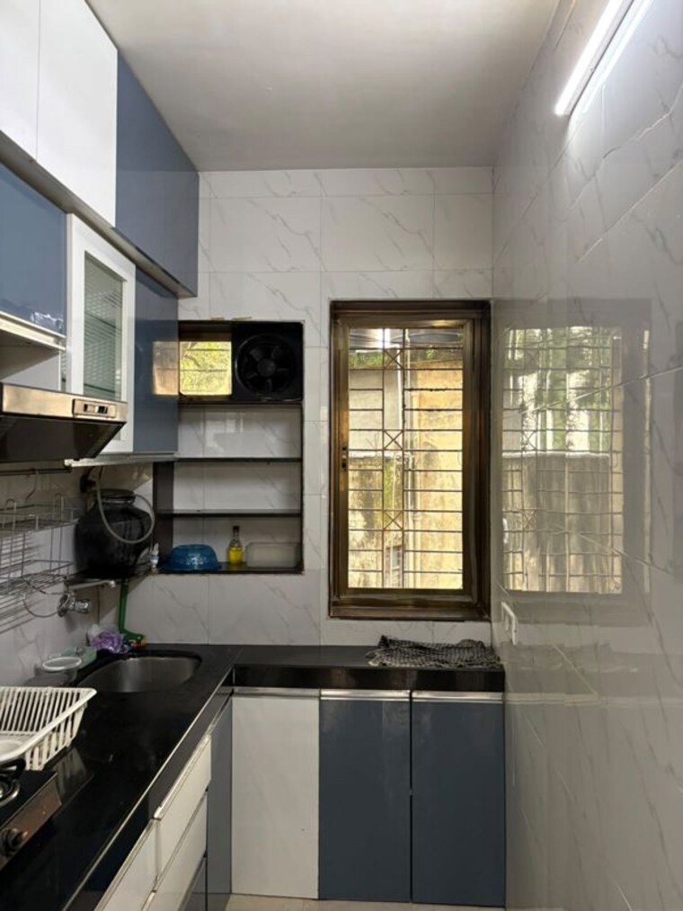 Kitchen, sindhi-society 2 Bedroom 500 Sq.Ft. Apartment In Chembur Mumbai 10763436