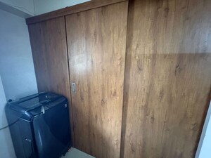 Furnished Amenities in 2 BHK Apartment at Sindhi Society, Chembur – for Rent