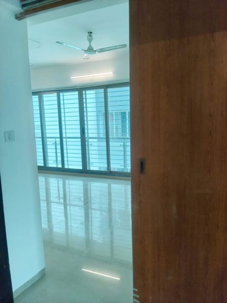 Room, krishna-kutir 1 Bedroom 550 Sq.Ft. Apartment In Khar West Mumbai 10763425